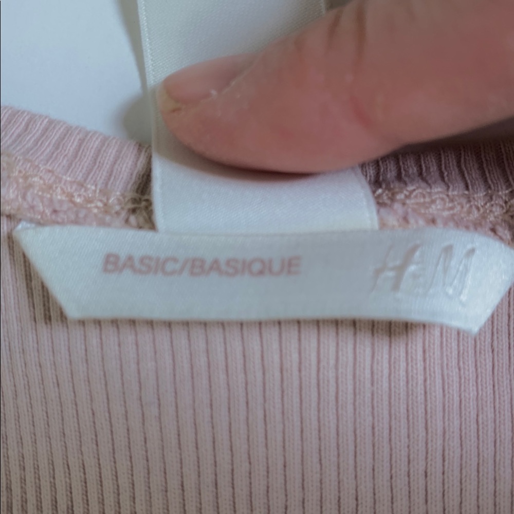 H&M Basic Ribbed Tank (2 Available) - Picture 14 of 14